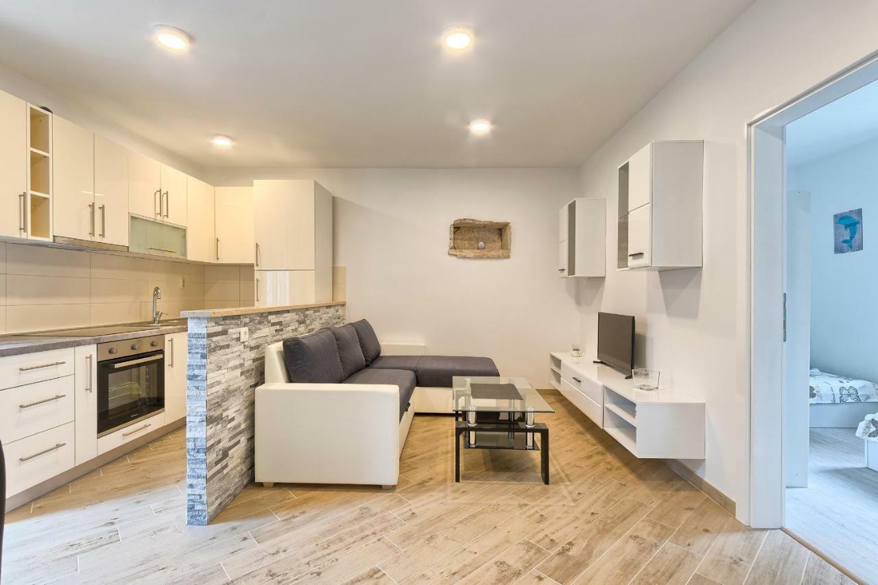 Apartment Petra พูลา ภายนอก รูปภาพ